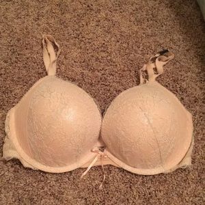 Victoria’s Secret Dream Angels Valentines Bra